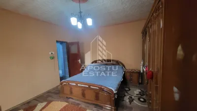 Casa individuala cu 6 camere,2 bai,teren de 1017 mp Pischia Central - foto 5