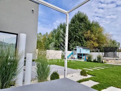 Casa individuala moderna cu 4 camere,2 bai, in Mosnita - foto 14