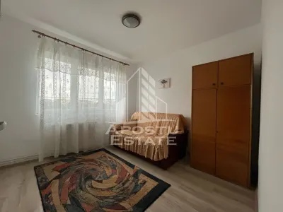 Apartament cu 3 camere, decomandat, etajul 2 , centrala proprie - Timisoara