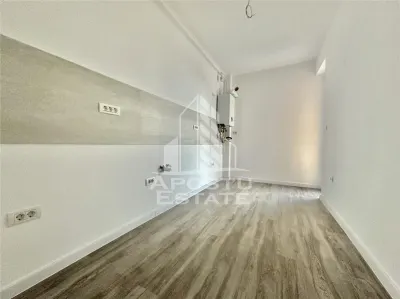 Apartament cu 2 camere, decomandat, bucatarie inchisa, terasa 13 mp - foto 4