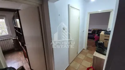 Apartament cu 3 camere, balcon, zona Sagului - foto 6