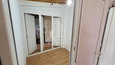 Casa ideala pentru birouri/alte activitati Mehala - foto 7