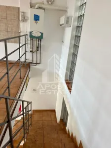 Spatiu comercial 80mp zona Parneava - foto 5