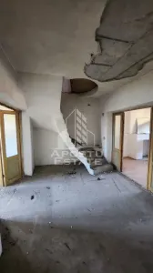Apartament de vanzare in zona Complexului Studentesc, Timisoara,316 mp - Timisoara