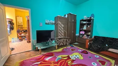 Apartament cu 2 camere de vanzare la curte comuna,Iosefin,Timisoara - Timisoara