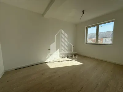 Penthouse cu scara interioara deosebita, 3 camere si 2 bai langa Lidl. - foto 5