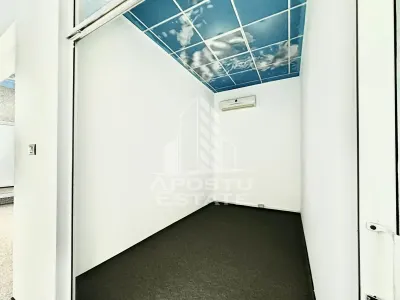 Spatiu Comercial/Birouri de Inchiriat In zona UTA langa Penny, Ared - foto 4