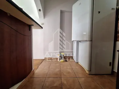 Spatiu de birou sau apartament cu 3 camere, 85 mp utili, Boul Rosu - foto 6