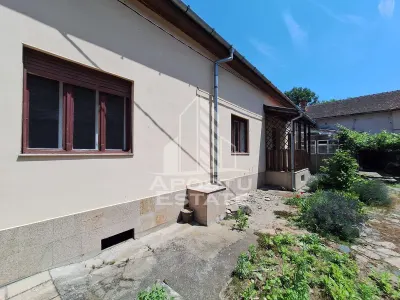Spatiu de birou sau apartament cu 3 camere, 85 mp utili, Boul Rosu - foto 8