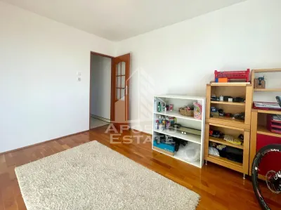 Apartament 4 camere, decomandat 2 bai, 2 balcoane, Central - foto 9
