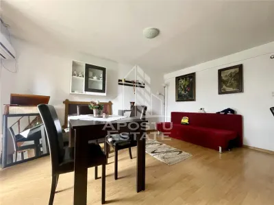 Apartament cu 3 camere de vanzare, zona Dambovita,  Timisoara - Timisoara