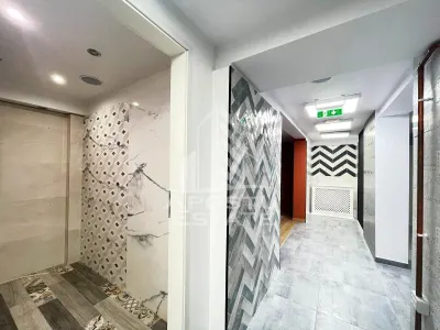 Inchiriem spartiu comercial modern , zona centrala Banu Maracine - foto 11