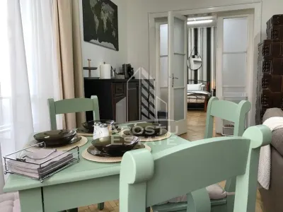 Apartament ultracentral, complet renovat in Timisoara - Timisoara