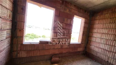 Jumatate de duplex la cheie,4 camere,constructie 2024 Mosnita Noua - foto 12