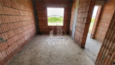 Jumatate de duplex la cheie,4 camere,constructie 2024 Mosnita Noua - foto 5