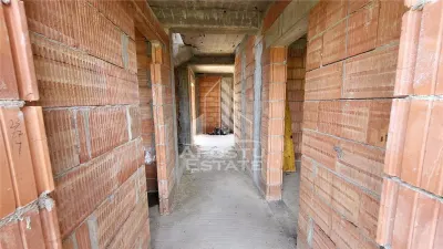 Jumatate de duplex la cheie,4 camere,constructie 2024 Mosnita Noua - foto 7