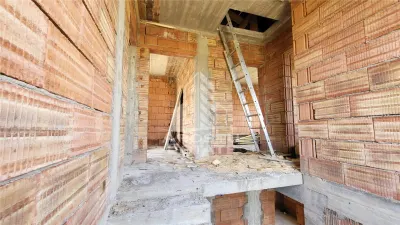 Jumatate de duplex la cheie,4 camere,constructie 2024 Mosnita Noua - foto 9