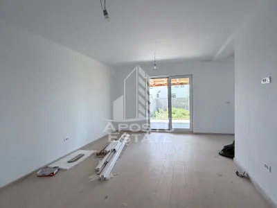 Casa tip duplex de vanzare Sacalaz - foto 1