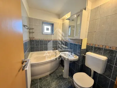 Apartament cu 3 camere de vanzare, decomandat, Girocului, Timisoara - foto 11