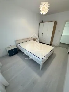 Triplex cu 3 camere,2 bai,mobilat si utilat,Dumbravita - foto 17