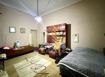 Apartament 3 camere cu vedere si balcon spre Piata Catedralei - foto 2