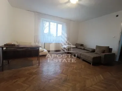 Casa individuala + garaj si anexa, oportunitate investitie, Sagului! - foto 2