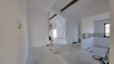 Duplex de vanzare P+M cu 5 camere, in Ghiroda - Ghiroda