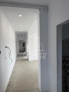 Apartament cu 3 camere si gradina  de 70 mp in Mosnita Noua - foto 5