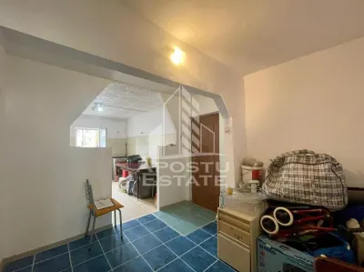 Apartament decomandat cu 3 camere - zona Centrala - foto 13