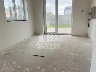 Triplex cu 5 camere, P+ E, In Sanandrei - foto 5