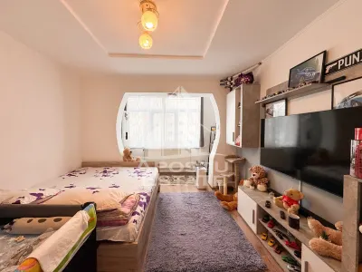 Apartament cu 2 camere, decomandat, Et. 3, Pizzeria Hot, Hunedoara - foto 2