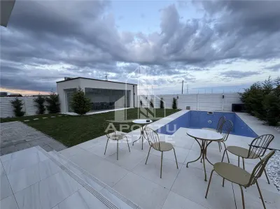 Vila de lux cu piscina incalzita de vanzare in Mosnita Noua | 4 camere - Mosnita Noua