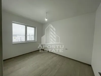 Spatiu comercial + loc parcare, 53 mp, Zona Planetelor - foto 3