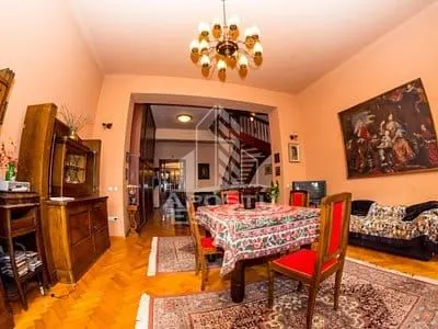 Apartament deosebit pe doua nivele in zona Centrala Timisoara - foto 2