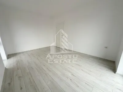 Apartamente cu 2 camere disponibile imediat la intrare in Giroc. - foto 7