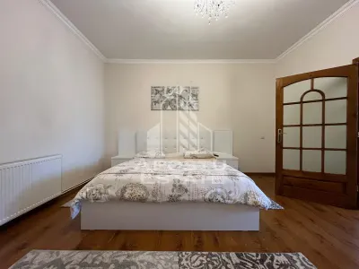 Casa la curte comuna zona Odobescu, doar 4 locatari, gradina proprie - foto 6