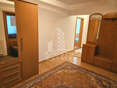 Apartament cu 3 camere, in Zona Fortuna, Arad. - foto 3