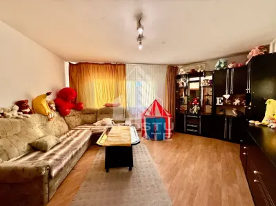 Apartament 3 camere de vanzare, etaj intermediar, Fabric Timisoara - foto 3