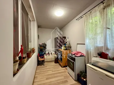 Casa cu 5 camere de vanzare, acces auto, zona Lunei Timisoara - foto 9