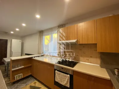Casa cu 4 camere, curte proprie, Ghiroda - foto 7