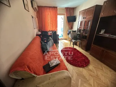 Apartament cu 2 camere, 41 mp, zona Sagului, Semidecomandat - Timisoara