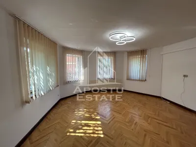 Spatiu pentru birouri, 200 mp, 5 camere decomandate, Sagului Timisoara - foto 1