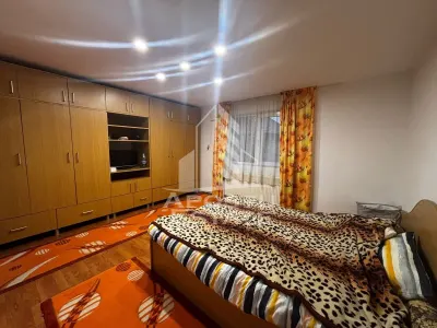 Apartament la casa cu 2 camere, curte proprie, Ghiroda - foto 3