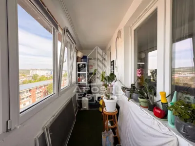 Apartament 2 camere, renovat, etaj 8, panoramica, Stadion - Hunedoara - foto 15
