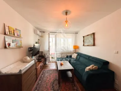 Apartament 2 camere, renovat, etaj 8, panoramica, Stadion - Hunedoara - foto 4