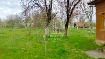 Casa cu potential turistic- Zona Varfurile - foto 2
