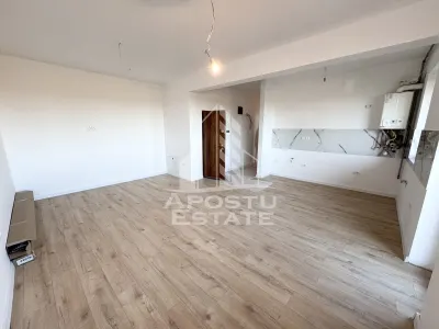 Apartamente cu 3 camere disponibile imediat, curte de 103 mp. - foto 3