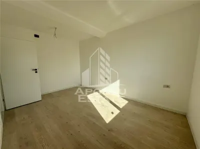Penthouse cu scara interioara deosebita, 3 camere si 2 bai langa Lidl. - foto 8