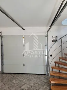 Casa desfasurata pe doua niveluri,zona Podgoria - foto 5