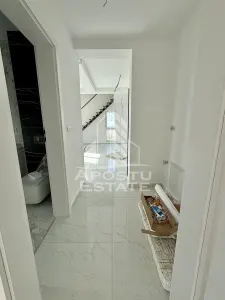 Penthouse cu scara interioara deosebita, 3 camere si 2 bai langa Lidl. - foto 9